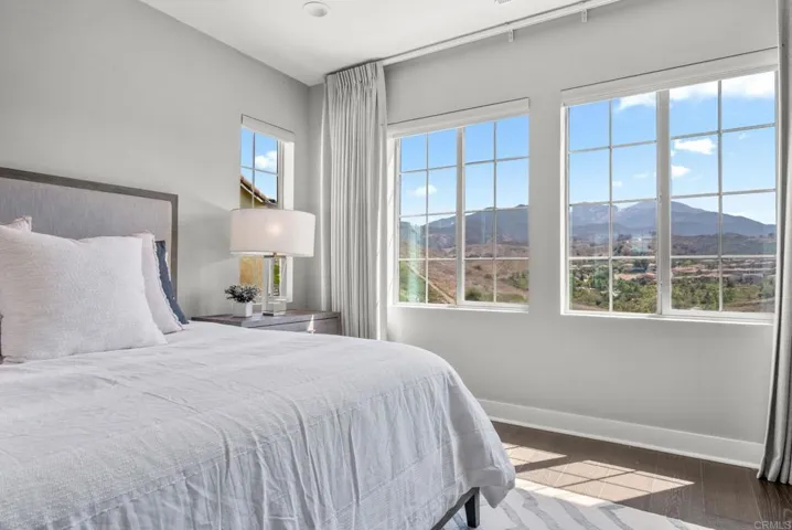 1832 Aliso Canyon Dr, Lake Forest, California 92610