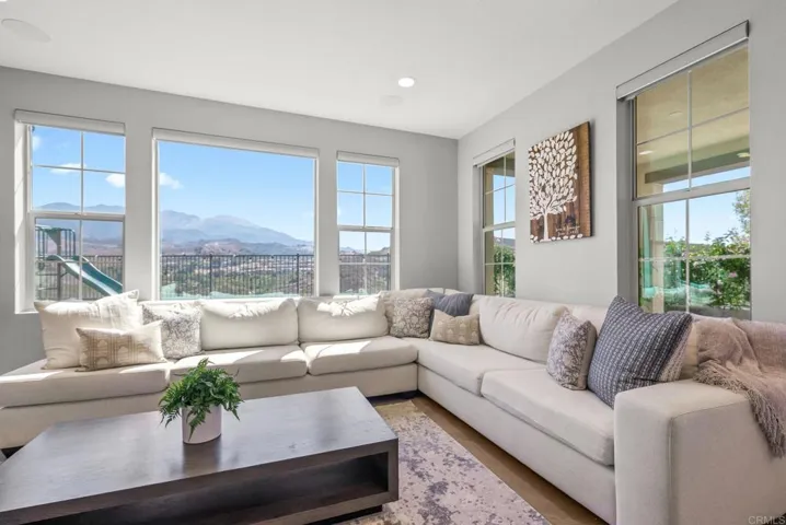 1832 Aliso Canyon Dr, Lake Forest, California 92610