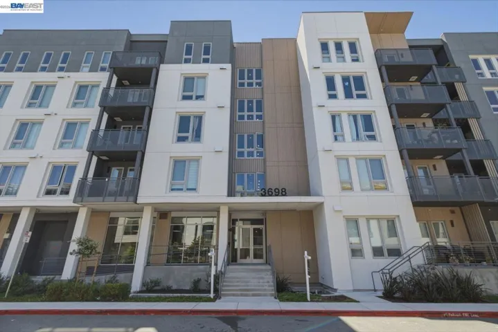 3698 Vision Cmn 414, Fremont, California 94538