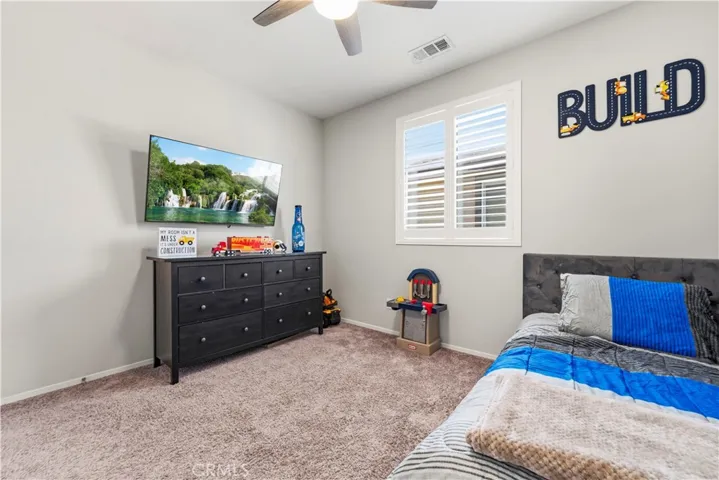 28431 Ascent, Saugus, California 91350