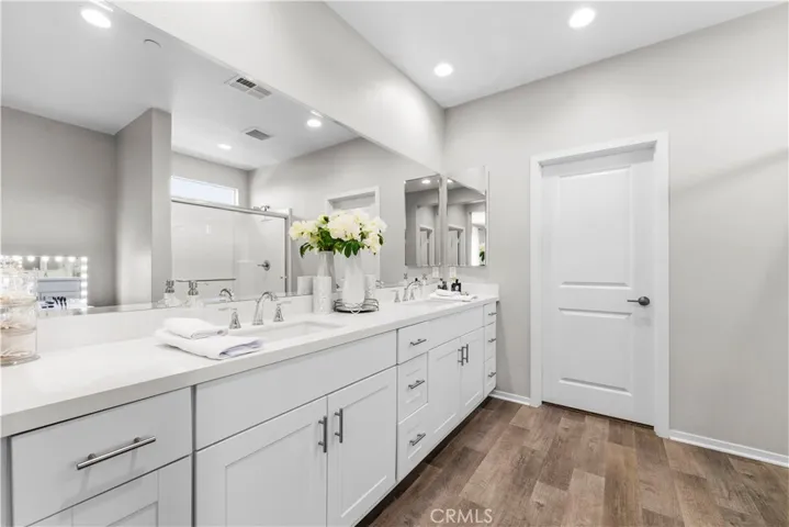 28431 Ascent, Saugus, California 91350