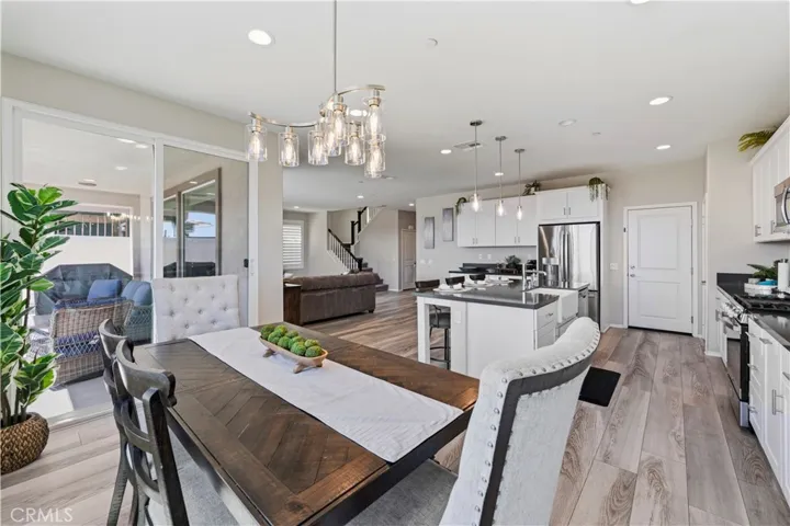 28431 Ascent, Saugus, California 91350