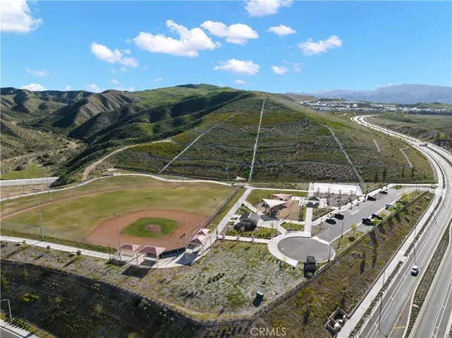 28431 Ascent, Saugus, California 91350