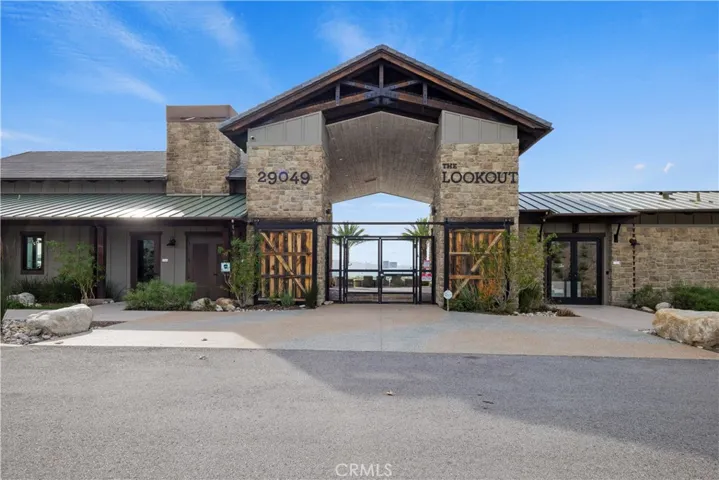28431 Ascent, Saugus, California 91350