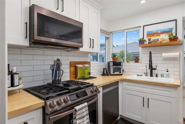 118 120 N San Marino Avenue, San Gabriel, California 91775