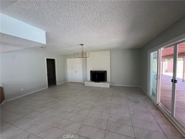 7813 Nairn Court, Bakersfield, California 93309