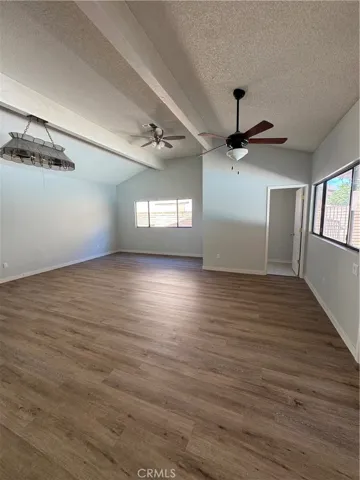 7813 Nairn Court, Bakersfield, California 93309