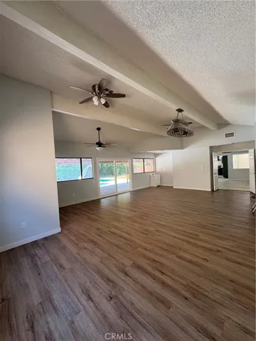 7813 Nairn Court, Bakersfield, California 93309