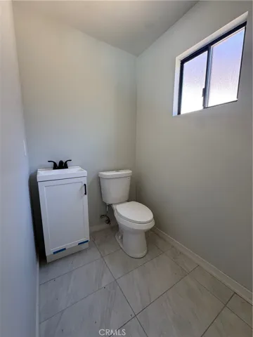 7813 Nairn Court, Bakersfield, California 93309