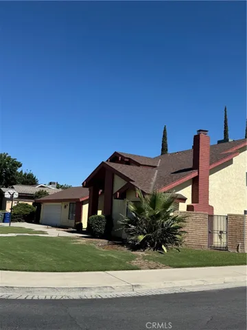 7813 Nairn Court, Bakersfield, California 93309