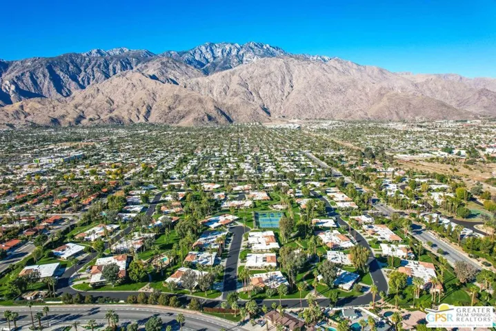 2425 Silver Oak Circle, Palm Springs, California 92264