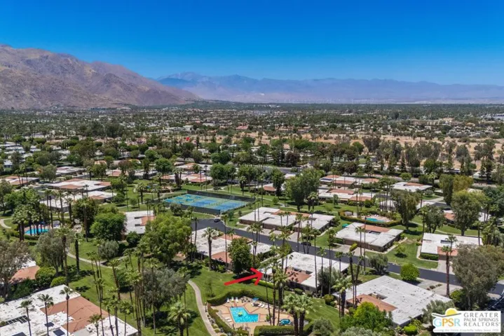 2425 Silver Oak Circle, Palm Springs, California 92264