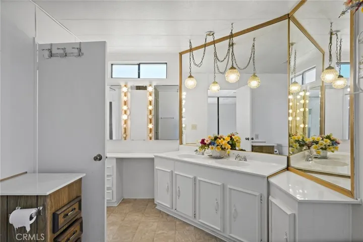 1301 E Avenue I 47, Lancaster, California 93535