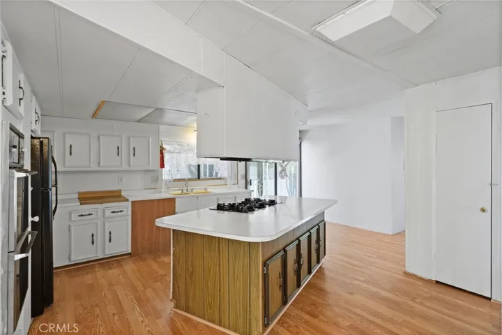 1301 E Avenue I 47, Lancaster, California 93535