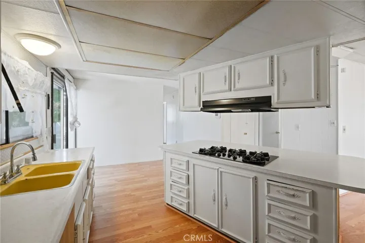 1301 E Avenue I 47, Lancaster, California 93535