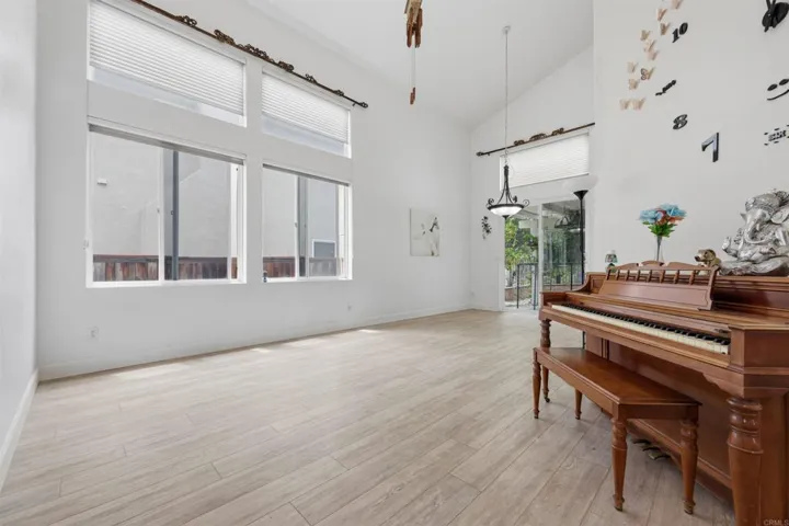 46145 Via La Colorada, Temecula, California 92592