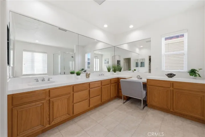 9 Preston, Irvine, California 92618