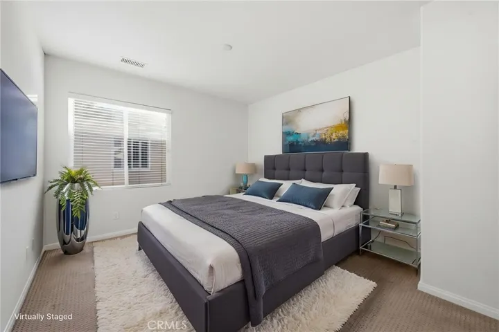 9 Preston, Irvine, California 92618