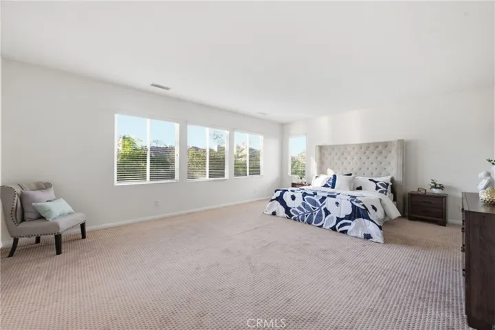 9 Preston, Irvine, California 92618