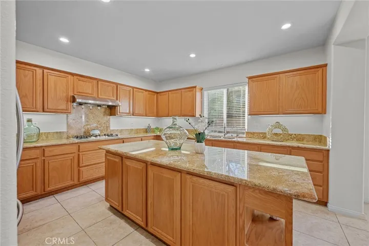 9 Preston, Irvine, California 92618