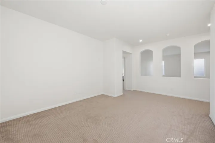 9 Preston, Irvine, California 92618