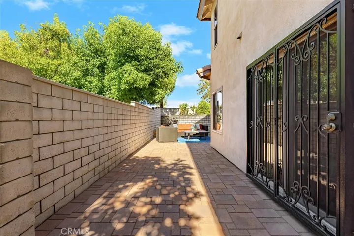 826 Country Oaks Lane, Arcadia, California 91006