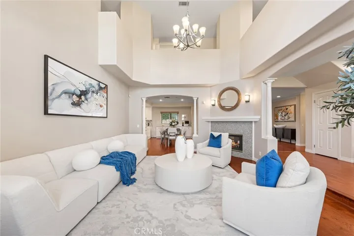 826 Country Oaks Lane, Arcadia, California 91006