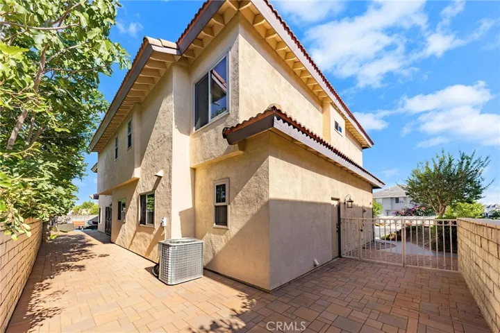 826 Country Oaks Lane, Arcadia, California 91006