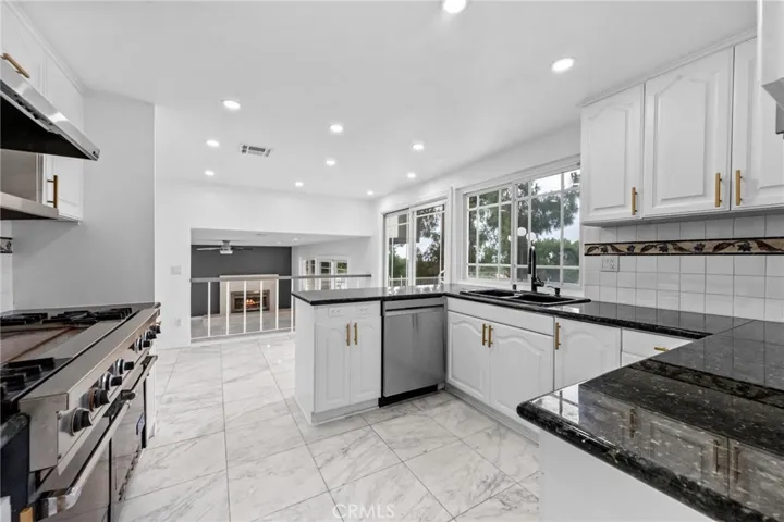 19100 Merion, Porter Ranch, California 91326