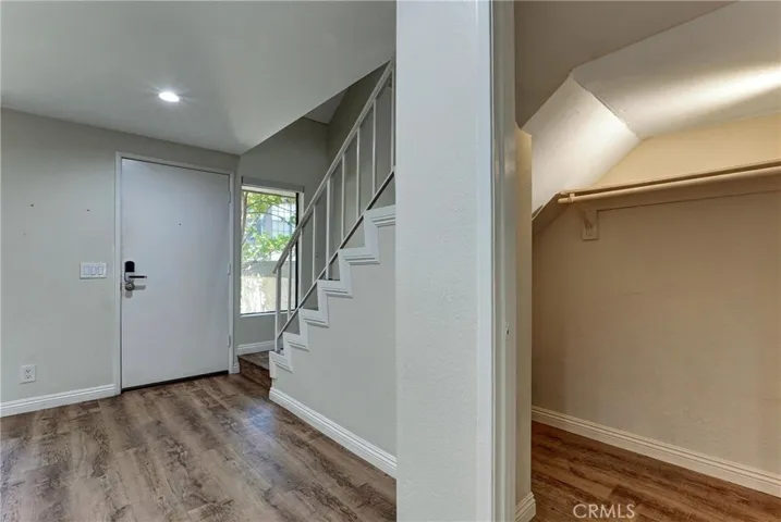 8241 Mason Avenue C, Winnetka, California 91306