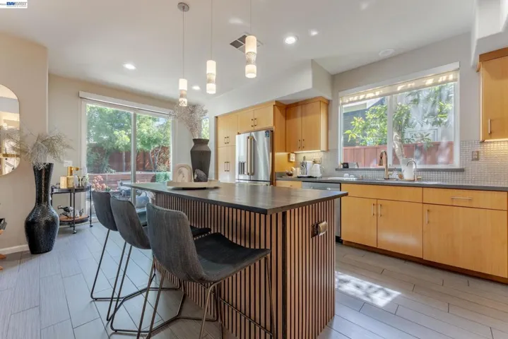 4943 Sequoia Ave, Dublin, California 94568