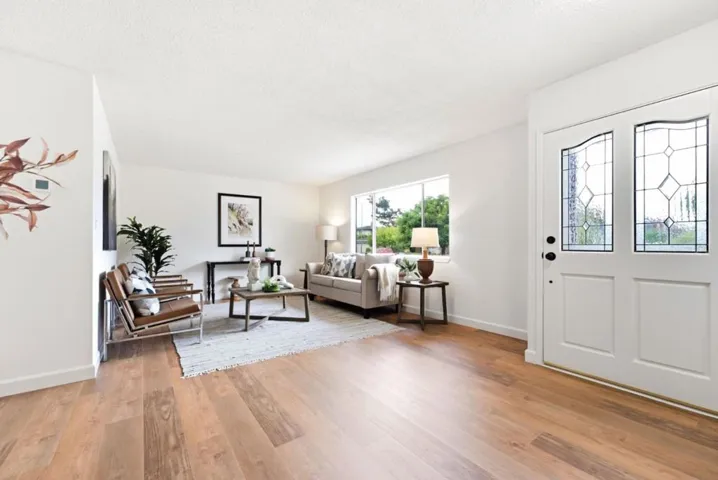 944 Orchid Way, San Jose, California 95117