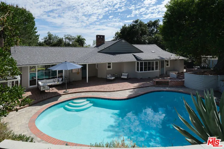 1955 Windover Road, Pasadena, California 91107