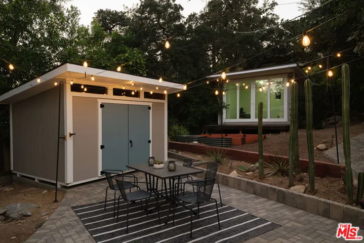 1955 Windover Road, Pasadena, California 91107