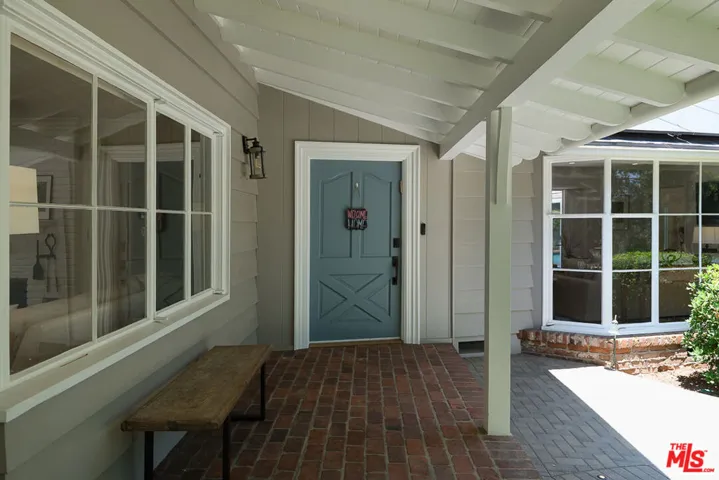 1955 Windover Road, Pasadena, California 91107