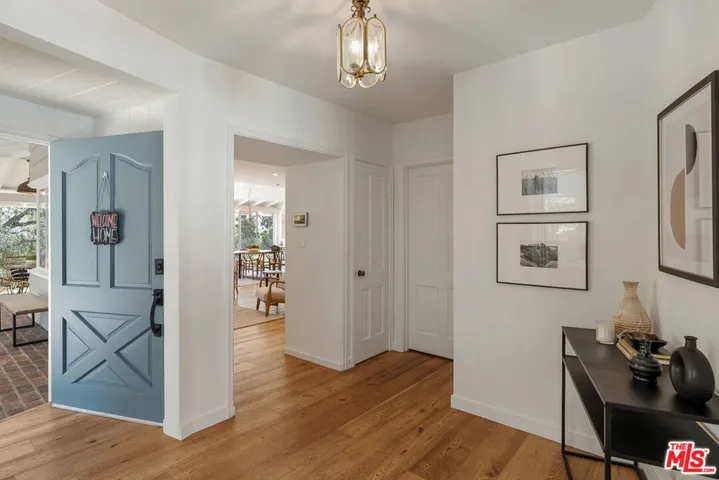 1955 Windover Road, Pasadena, California 91107