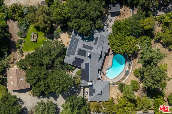 1955 Windover Road, Pasadena, California 91107