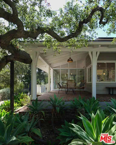 1955 Windover Road, Pasadena, California 91107