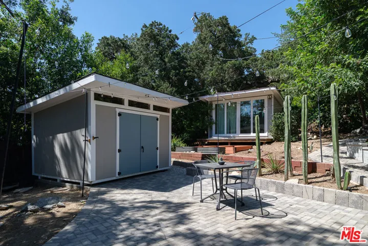 1955 Windover Road, Pasadena, California 91107