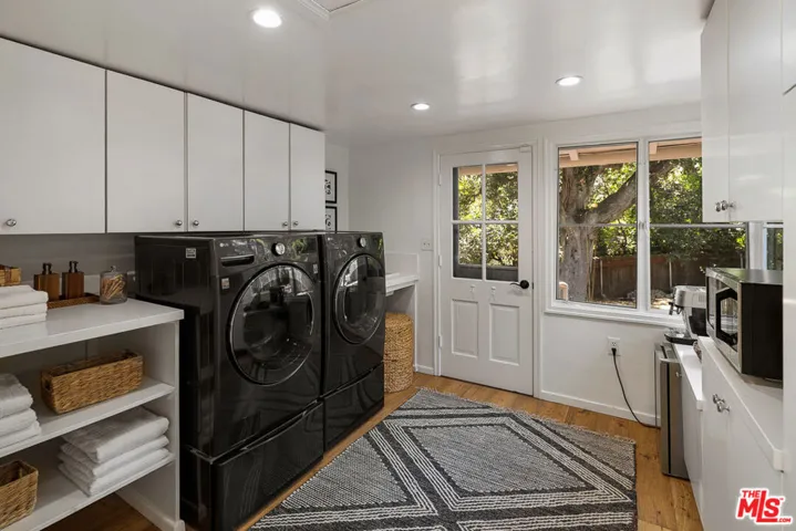 1955 Windover Road, Pasadena, California 91107