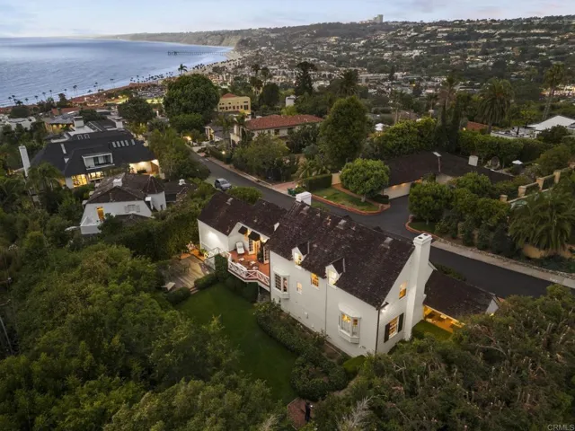 7716 Lookout Drive, La Jolla, California 92037