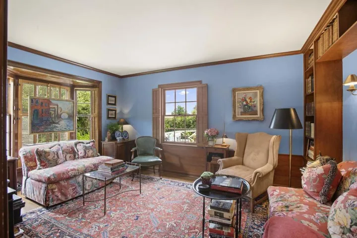 7716 Lookout Drive, La Jolla, California 92037