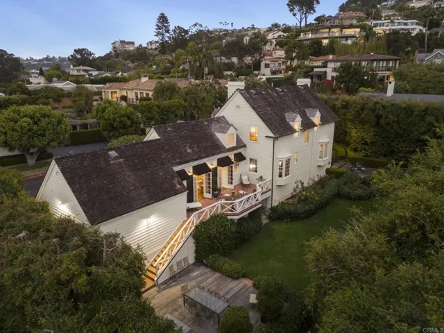 7716 Lookout Drive, La Jolla, California 92037
