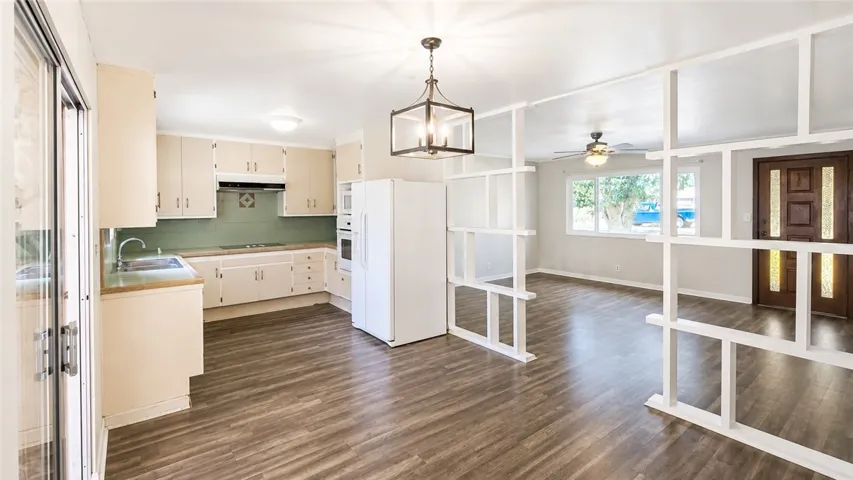 13527 Evelyn, Red Bluff, California 96080 — photo 5