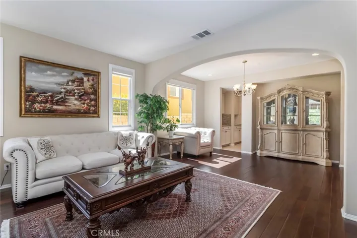 28629 Farrier, Valencia, California 91354