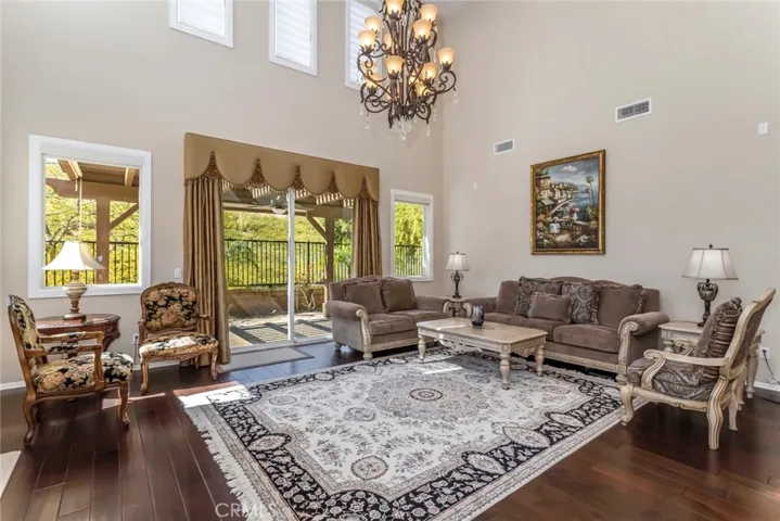 28629 Farrier, Valencia, California 91354