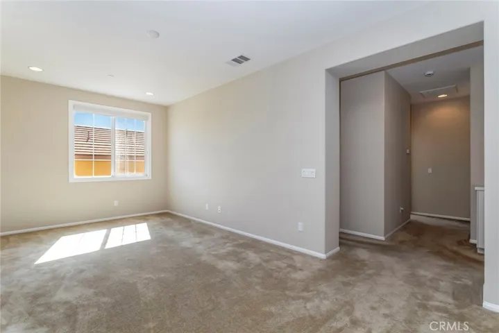 28629 Farrier, Valencia, California 91354
