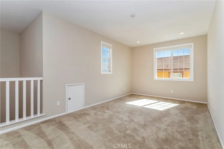 28629 Farrier, Valencia, California 91354