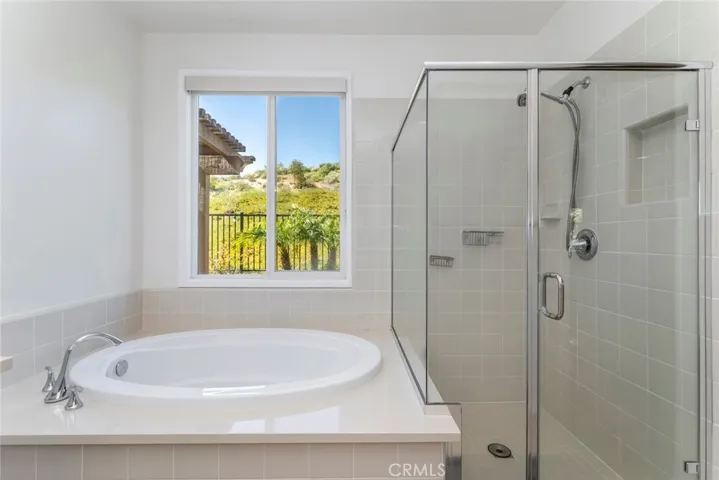 28629 Farrier, Valencia, California 91354