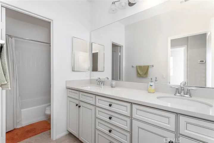28629 Farrier, Valencia, California 91354
